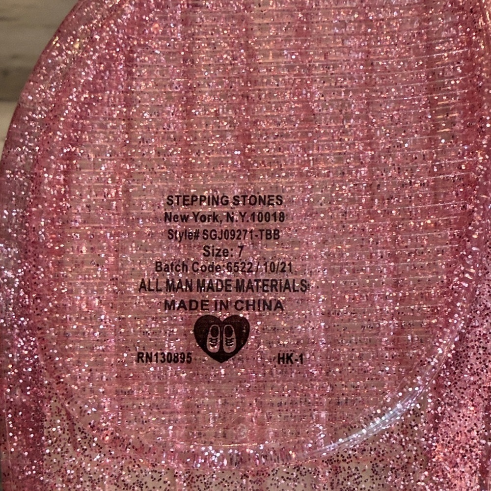 NWOT Pink Glitter Kids Shoes - Picture 7 of 10